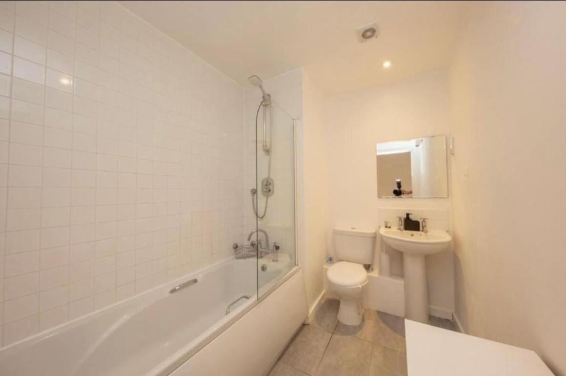 Novanest Salford Apartment Manchester Exterior foto